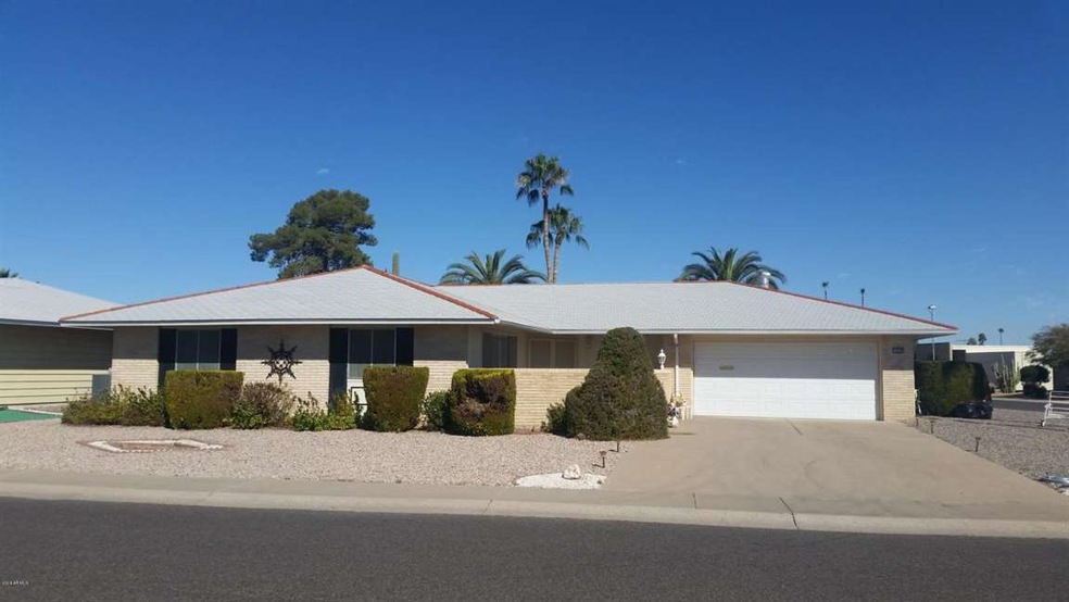 Nice front elevation