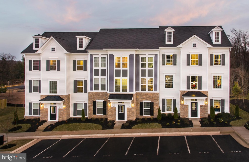 8104 Essex Grove Way unit 10, Manassas, VA 20111 - photo 1