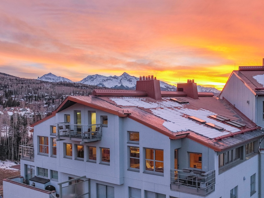 For Sale $5,999,997 • Co-Listing Agent