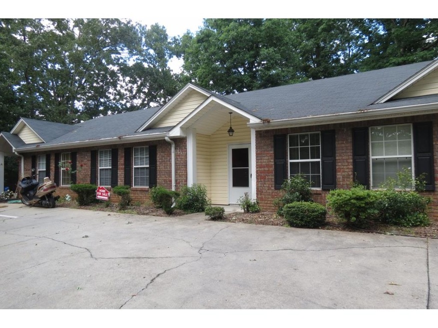 4085 Hidden Hollow Dr unit B, Gainesville, GA 30506 - photo 1