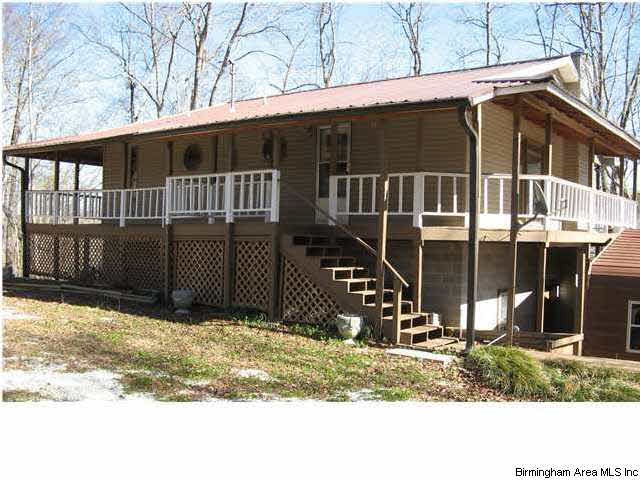 109 Crain Lane, Sylacauga Lay Lake