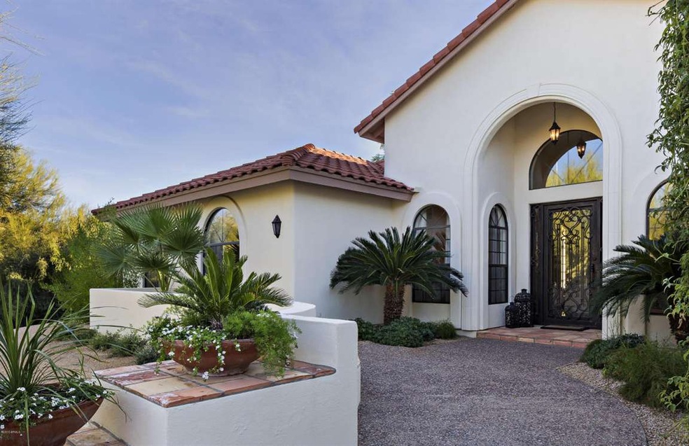 003_Front Entry