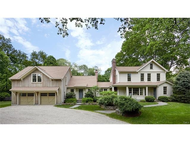 Front view of house showing great curb appeal. Roo