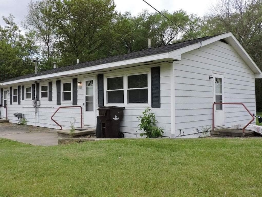 1311 Glen Rd, Midland, MI 48640 - photo 1