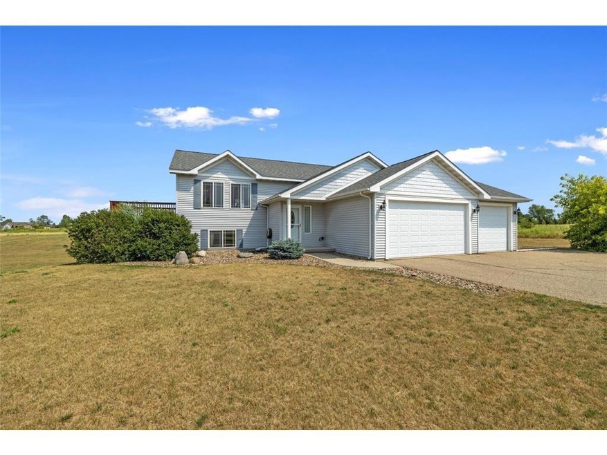 1148 132nd Ave, New Richmond, WI 54017 - photo 1