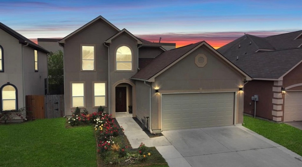 7523 Woodland Gate Dr, Houston, TX 77040 - photo 1