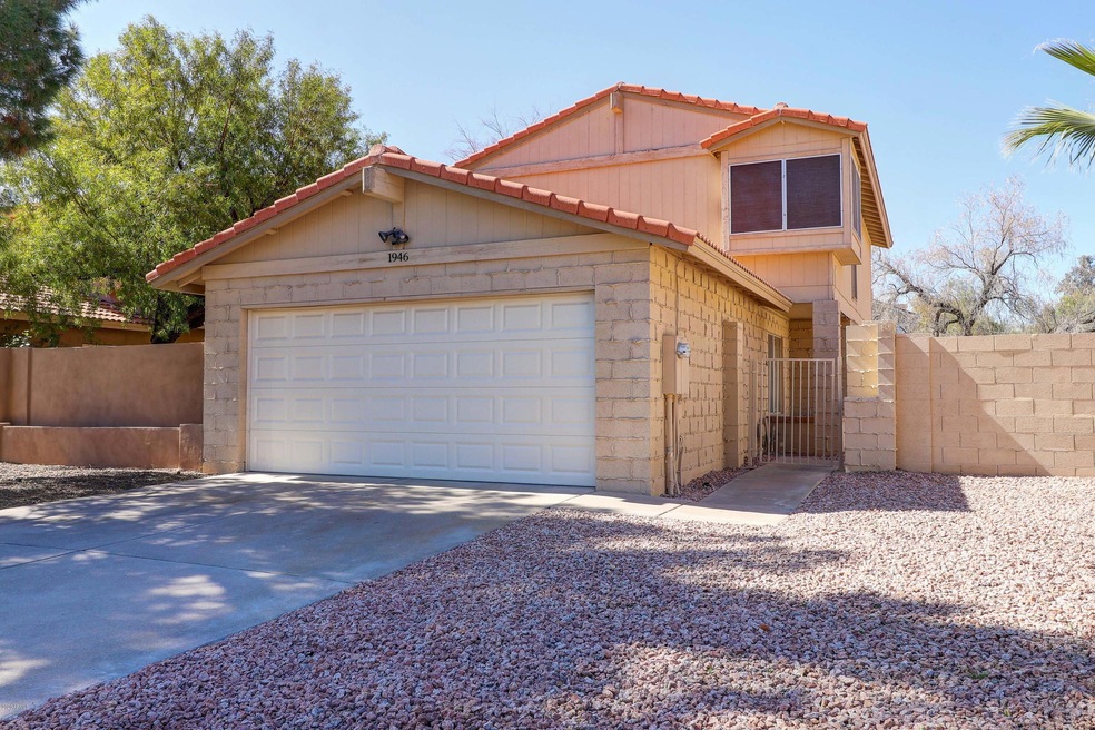 1946 N Blackstone Dr, Chandler, AZ 85224 - photo 1