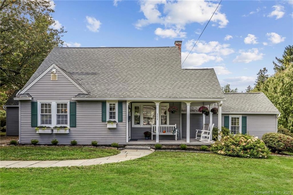 252 Peach Orchard Rd, Waterbury, CT 06706 - photo 1