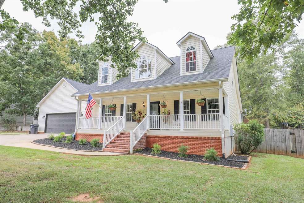 For Sale $489,000 • Co-Listing Agent