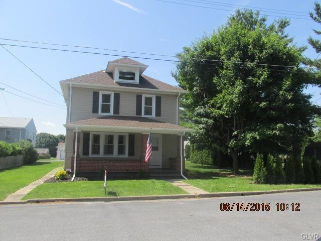 711 Heckman Ave, Nazareth, PA 18064 - photo 1