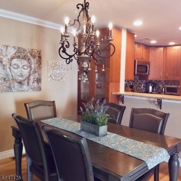 30 Parkside Ct, Wayne, NJ 07470 - photo 1