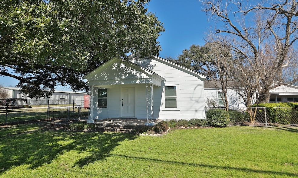 For Rent $1,595/month