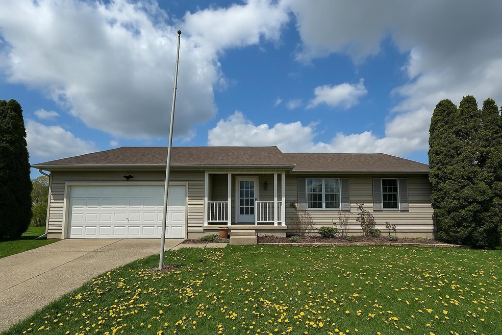 4027 Plateau St, Columbus, OH 43207 - photo 1