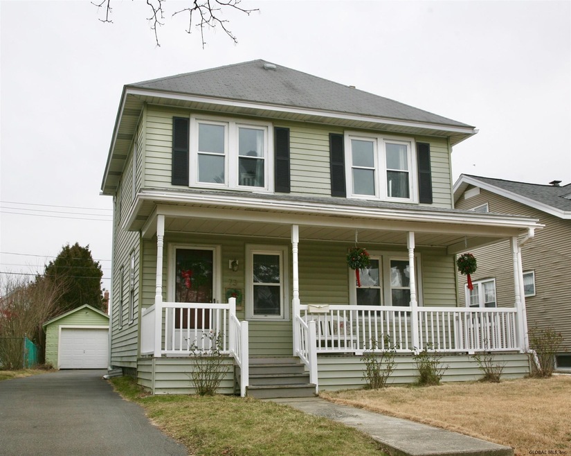 73 Fleetwood Ave, Albany, NY 12209 - photo 1