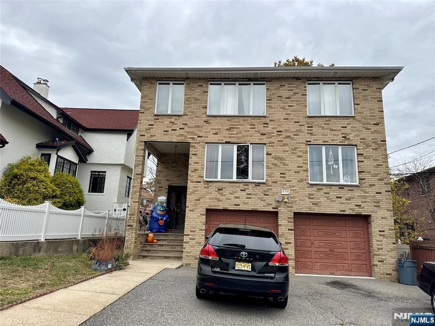 For Rent $1,700/month