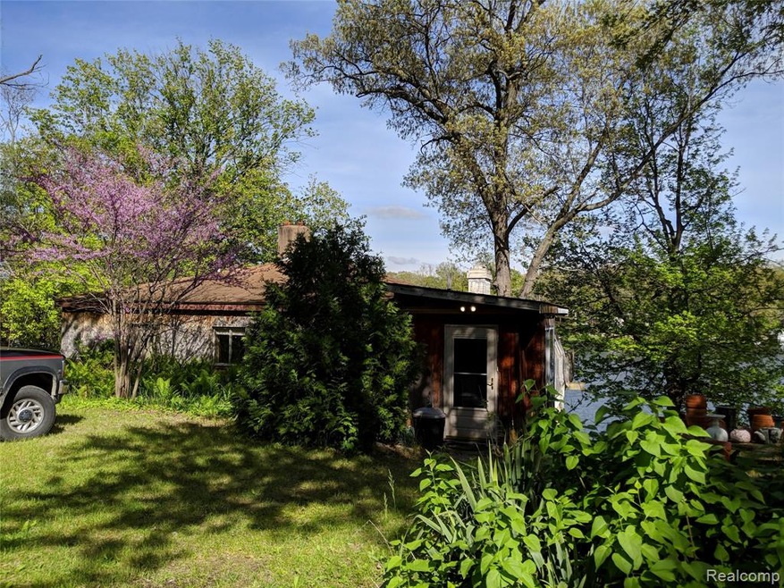 15229 Longfellow Front.jpg