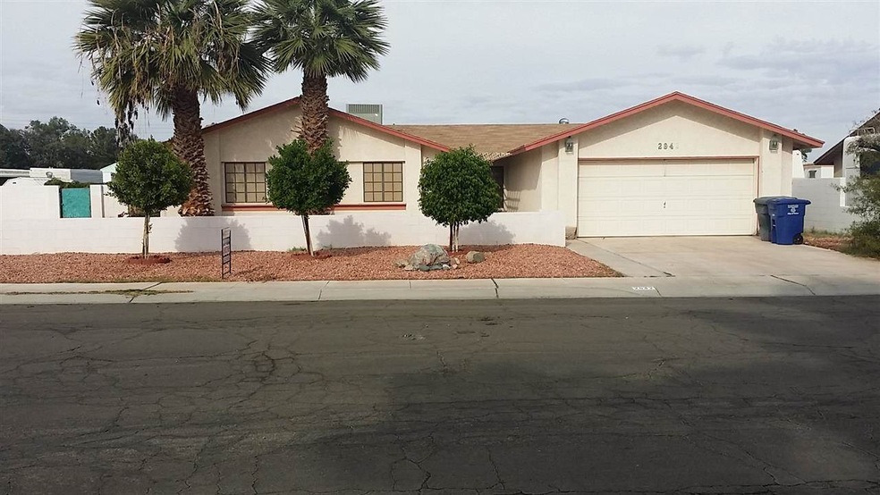 2842 W 10 Place, Yuma, AZ 85364 - photo 1