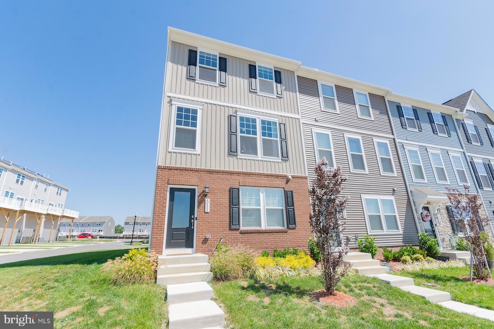 For Rent $2,100/month