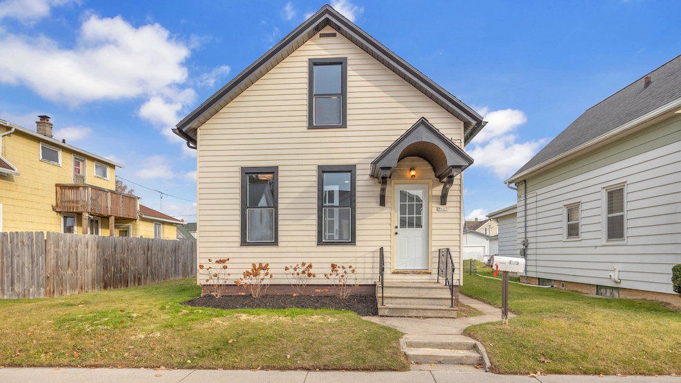 1623 S 13th St, Sheboygan, WI 53081 - photo 1