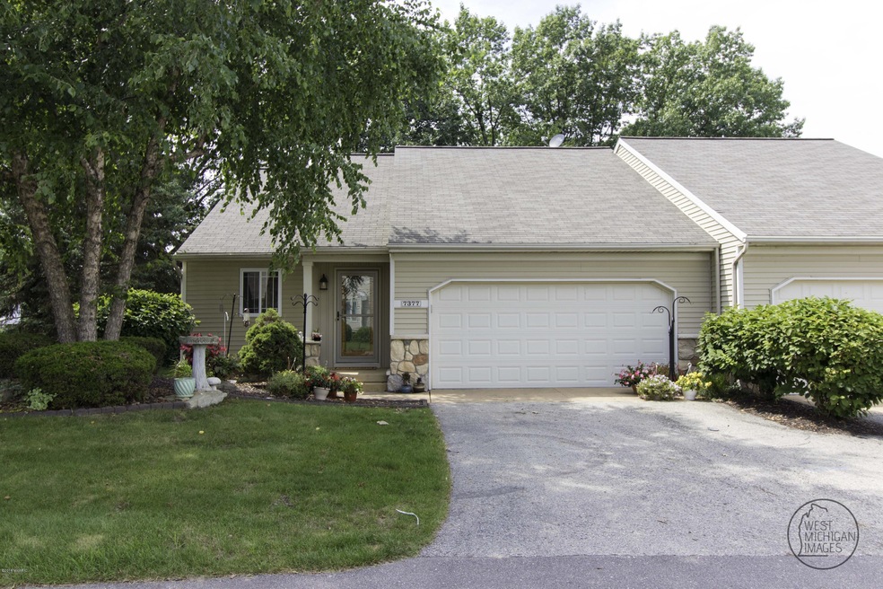7377 Rock Canyon Dr SW unit 5, Byron Center, MI 49315 - photo 1