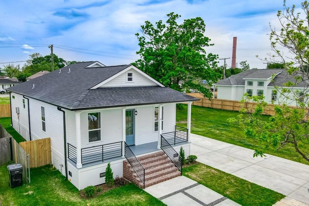 Sold • Co-Listing Agent