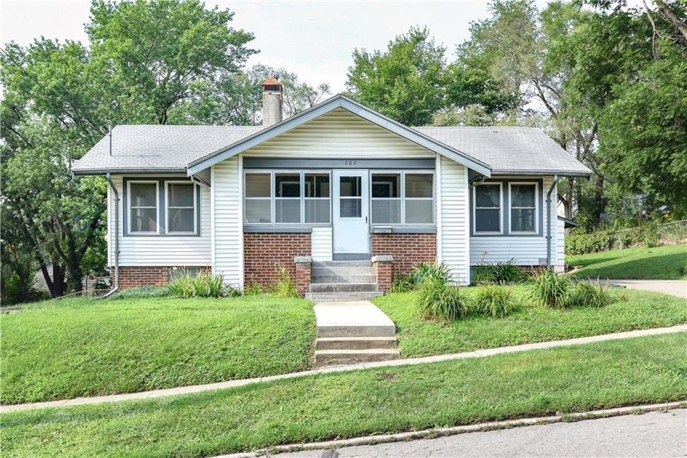 505 Virginia Ave, Des Moines, IA 50315 - photo 1