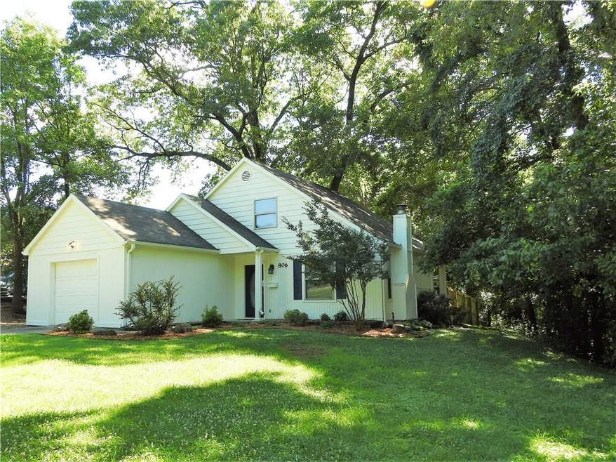 806 N Main St, Bentonville, AR 72712 - photo 1