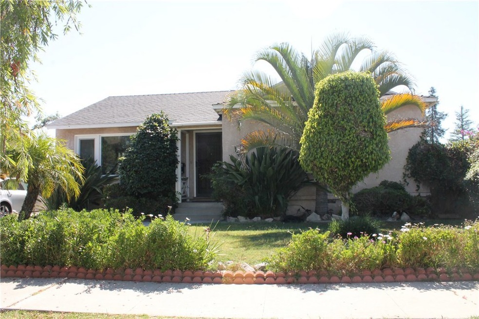 5651 Verdura Ave, Lakewood, CA 90712 - photo 1