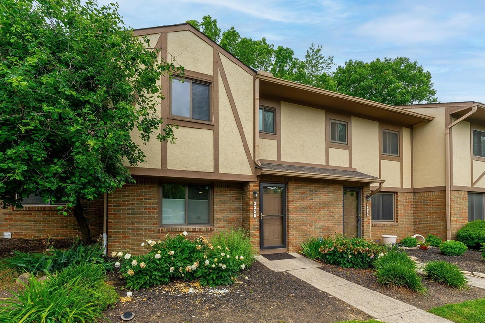3258 Brookview Way (Exterior)-6