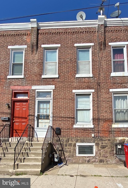 561 E Main St, Norristown, PA 19401 - photo 1