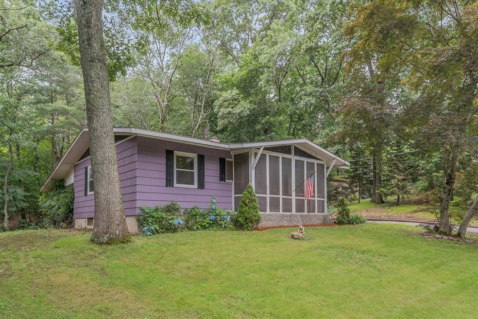 19 Larch Rd, Georgetown, MA 01833 - photo 1