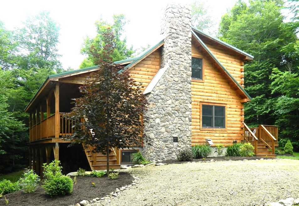 Exterior 1