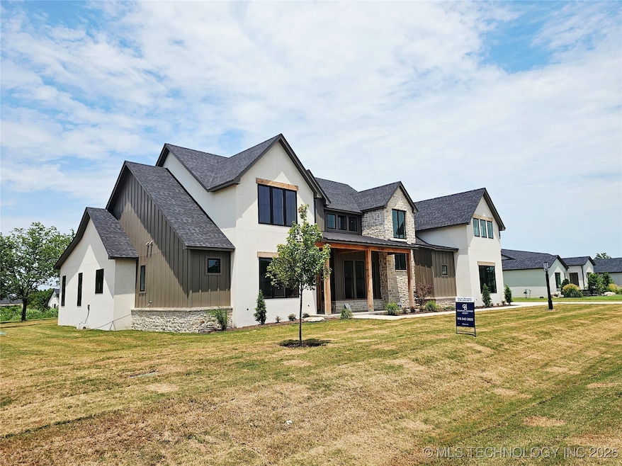 Front view of home