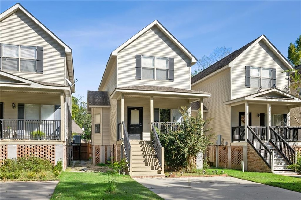 19104 Sandy Ln unit 14, Mandeville, LA 70471 - photo 1