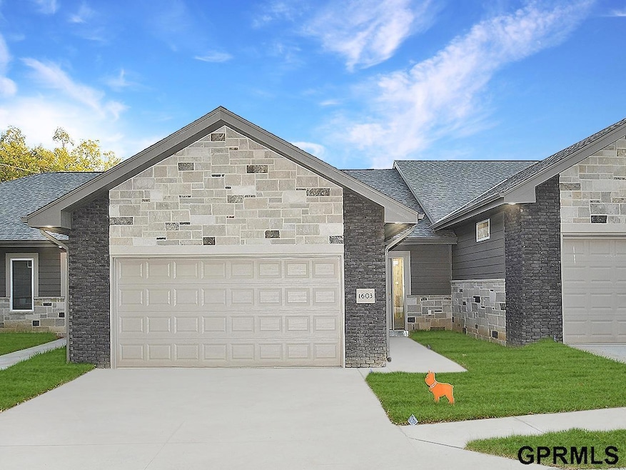 Sold $318,000 • Co-Listing Agent