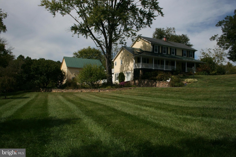 20583 Gleedsville Rd, Leesburg, VA 20175 - photo 1