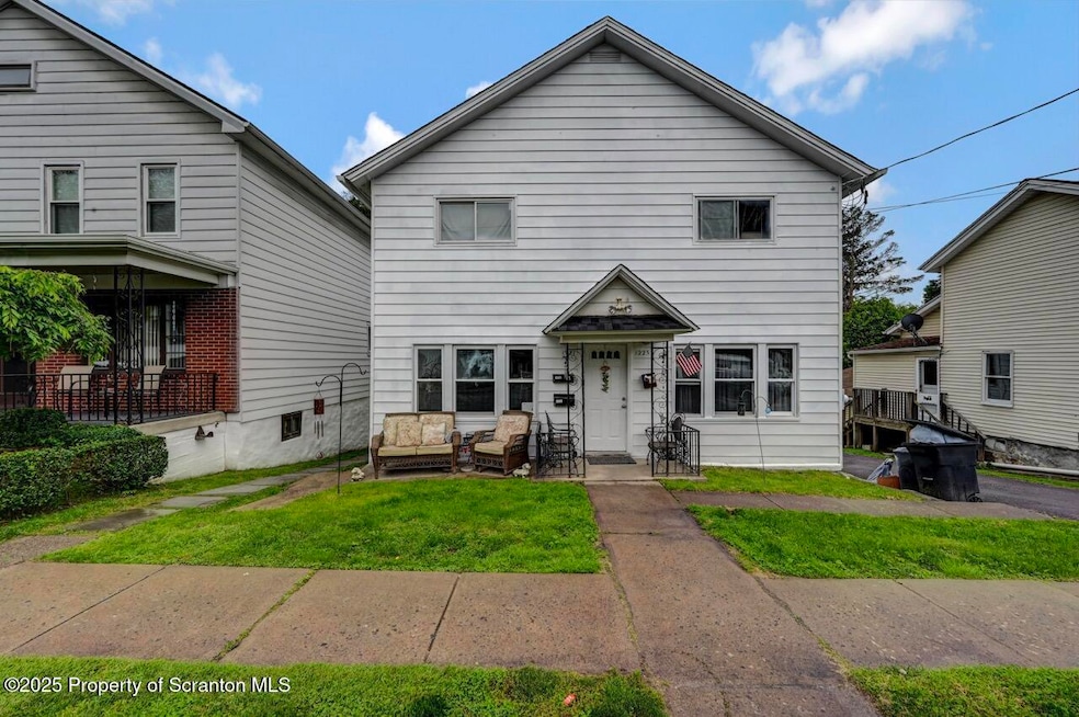 1223 Eynon St, Scranton, PA 18504 - photo 1
