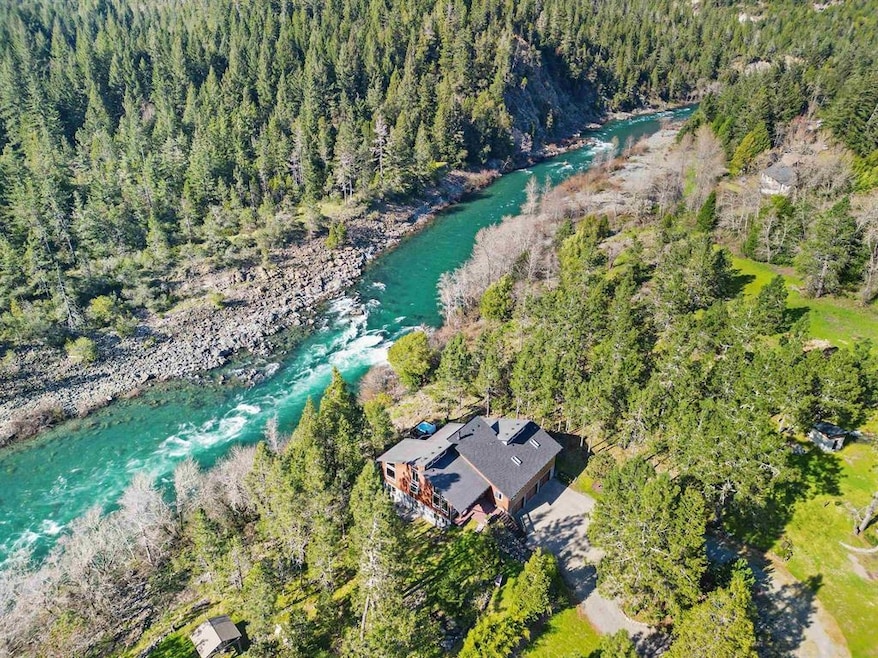 400 Nugget Ln unit Middle Fork of the S, Gasquet, CA 95543 - photo 1