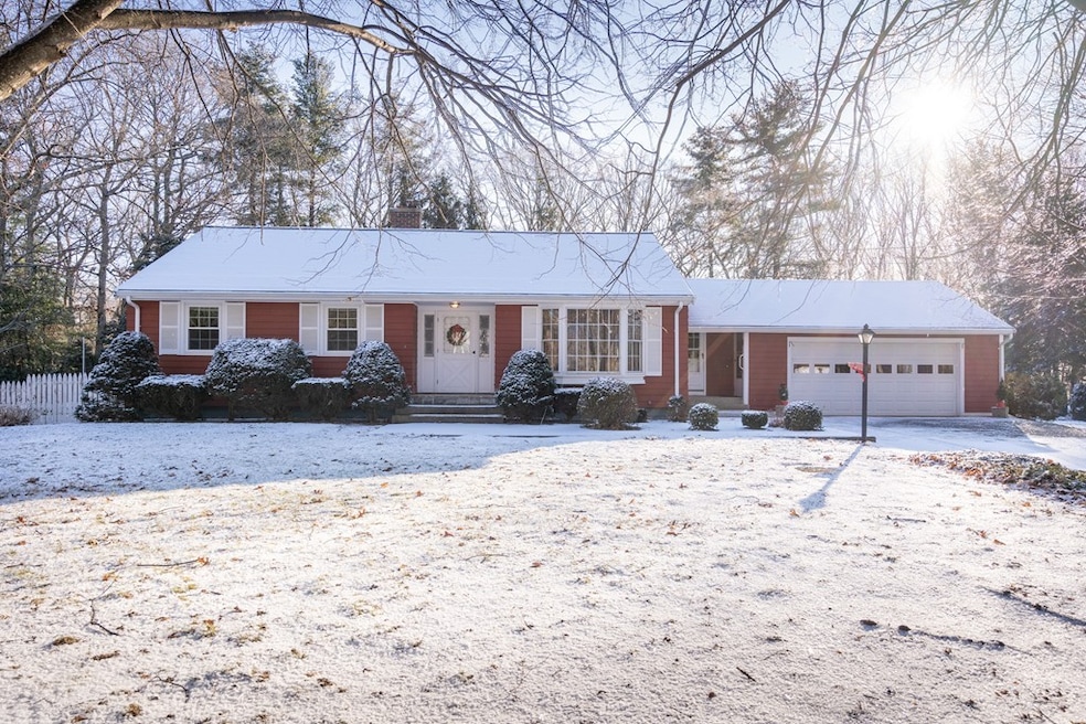 59 George St, Mendon, MA 01756 - photo 1