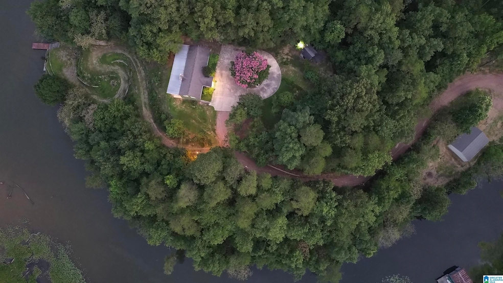 For Sale $627,700 • Co-Listing Agent