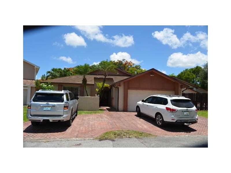 5313 SW 149th Place, Miami, FL 33185 - photo 1