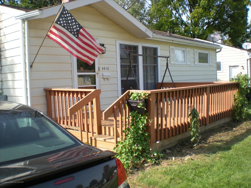 4810 Burchfield Ave, Lansing, MI 48910 - photo 1