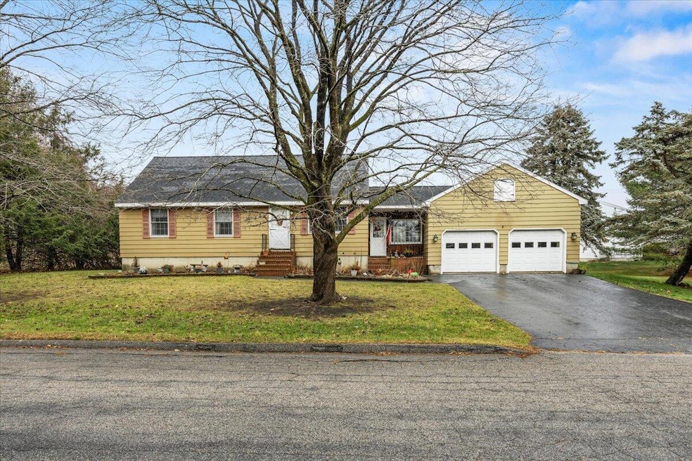 2 Burleigh Ln, Biddeford, ME 04005 - photo 1