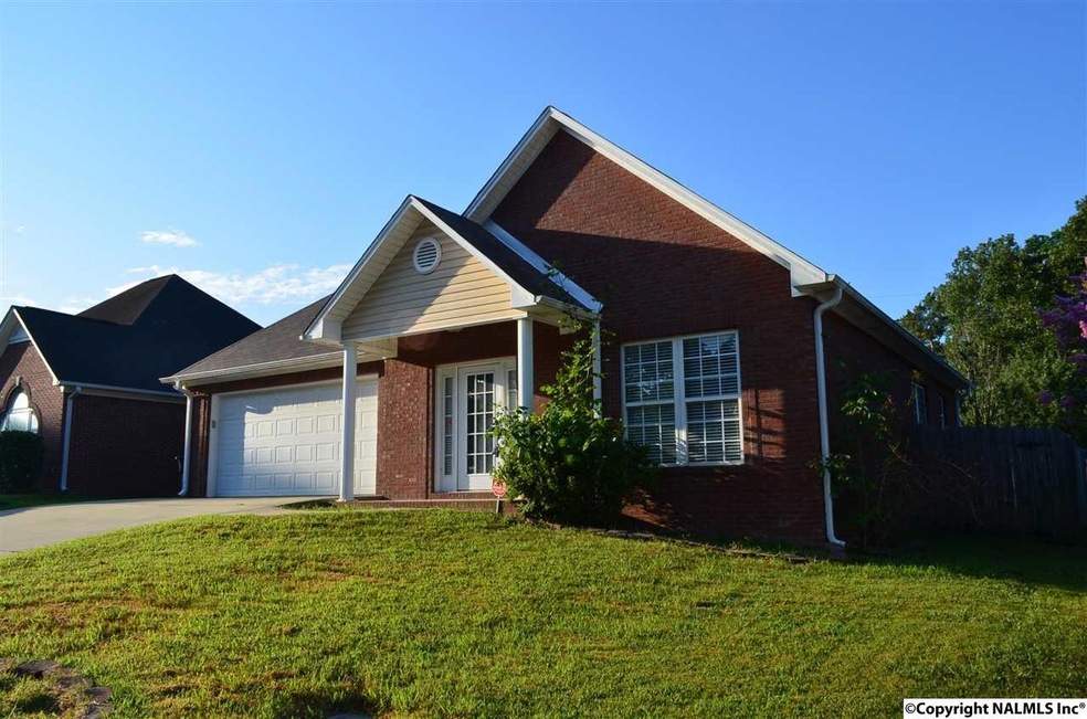 104 Lowes Blvd, Rainbow City, AL 35906 - photo 1