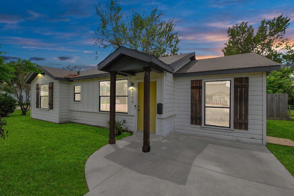 4303 Herridge St, Houston, TX 77022 - photo 1