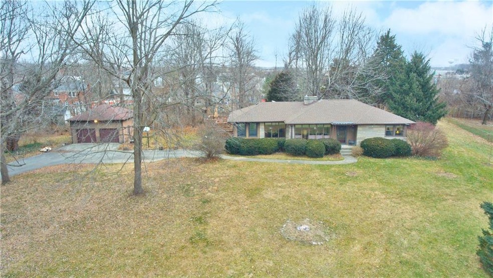 10 Circle Dr, Carmel, IN 46032 - photo 1