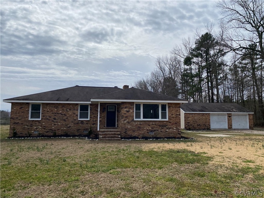 5801 W Quaker Rd, Disputanta, VA 23842 - photo 1