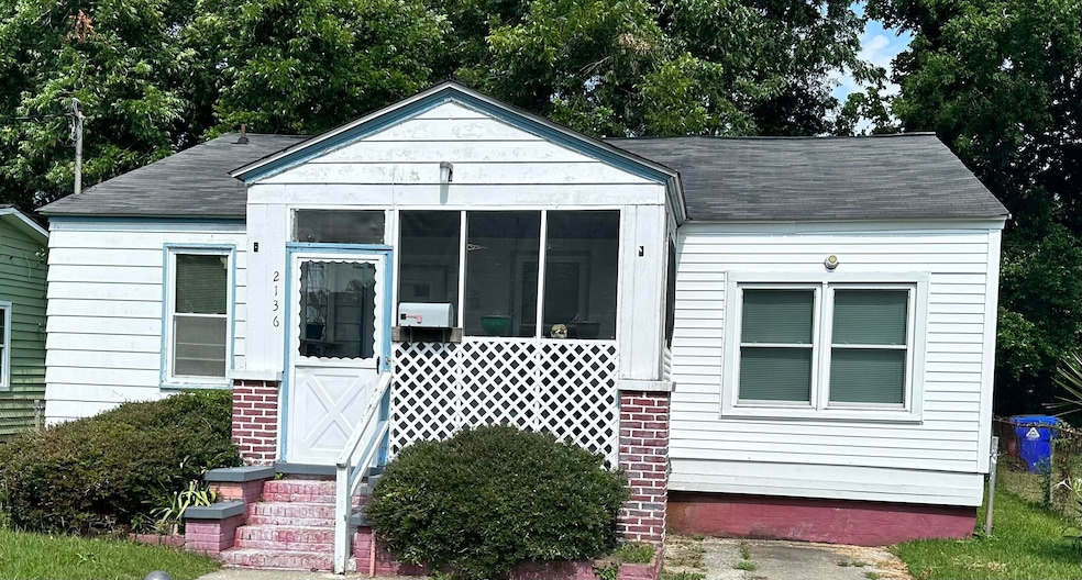 2136 Commander Rd, North Charleston, SC 29405 - photo 1