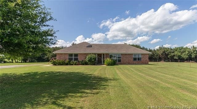 2297 Kemp Rd, Hendrix, OK 74741 - photo 1