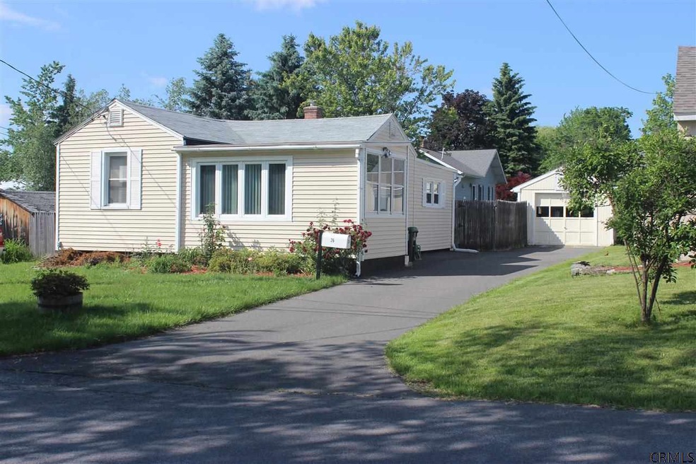 26 Wisconsin Ave, Rensselaer, NY 12144 - photo 1